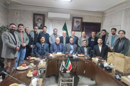 دیدار تعدادی از روسای اتحادیه های صنفی زنجان با روسای اتحادیه های مشهد و عضو هیات رییسه اتاق ایران